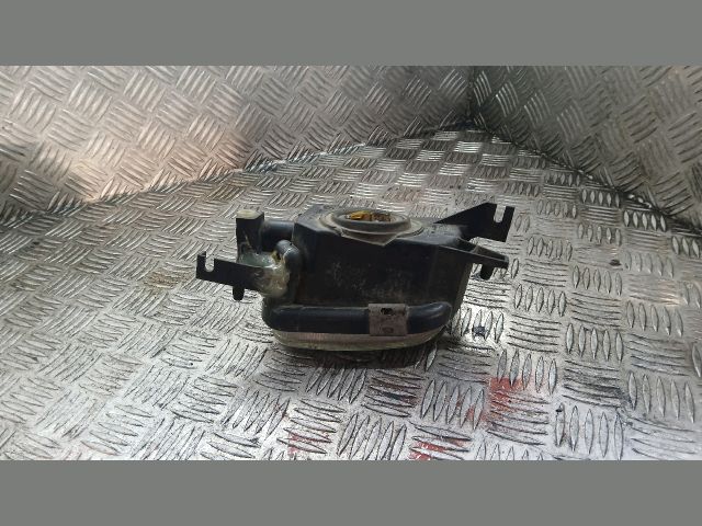 bontott MERCEDES-BENZ C-CLASS Bal Ködfényszóró