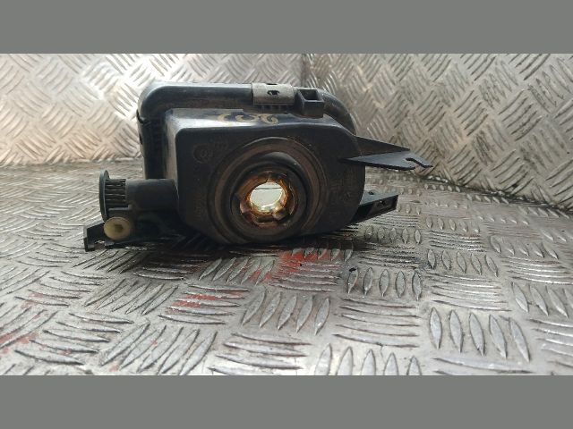 bontott MERCEDES-BENZ C-CLASS Bal Ködfényszóró