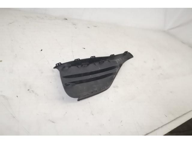 bontott MERCEDES-BENZ C-CLASS Bal Ködlámpa Rács