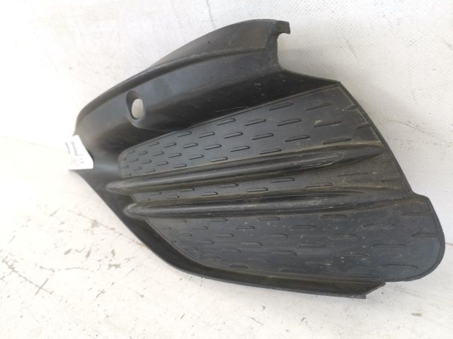 bontott MERCEDES-BENZ C-CLASS Bal Ködlámpa Rács