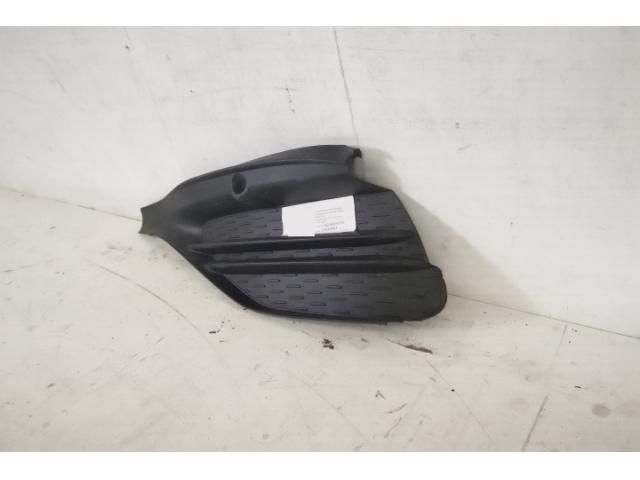 bontott MERCEDES-BENZ C-CLASS Bal Ködlámpa Rács