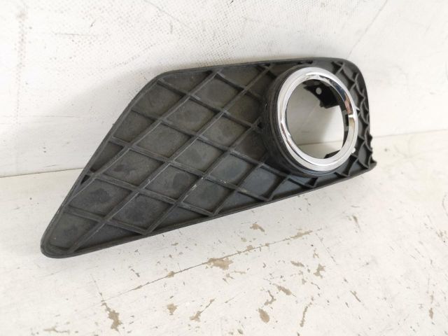 bontott MERCEDES-BENZ C-CLASS Bal Ködzárófény Keret