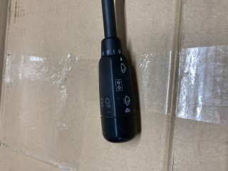 bontott MERCEDES-BENZ C-CLASS Bal Kormánykapcsoló Irányjelző