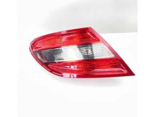 bontott MERCEDES-BENZ C-CLASS Bal Külső Hátsó Lámpa