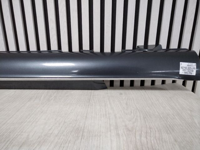 bontott MERCEDES-BENZ C-CLASS Bal Küszöb