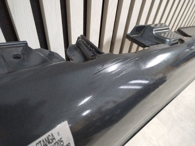 bontott MERCEDES-BENZ C-CLASS Bal Küszöb