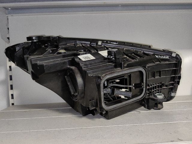 bontott MERCEDES-BENZ C-CLASS Bal Ledes Fényszóró