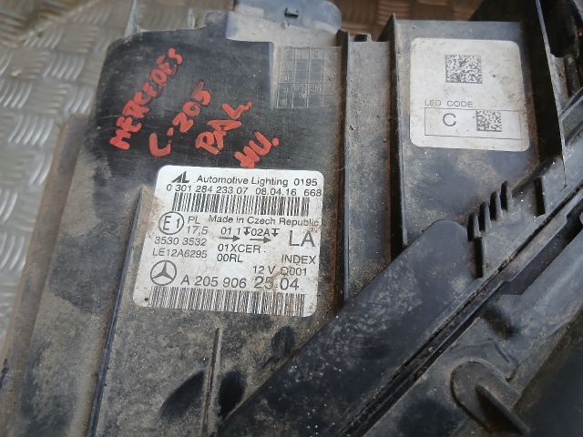 bontott MERCEDES-BENZ C-CLASS Bal Ledes Fényszóró