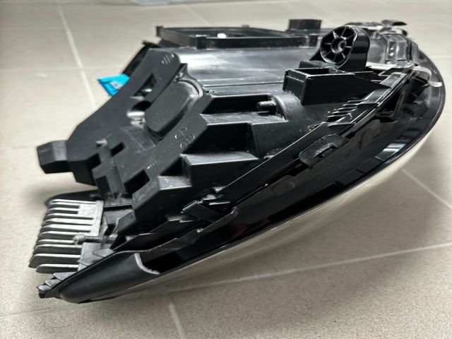 bontott MERCEDES-BENZ C-CLASS Bal Ledes Fényszóró