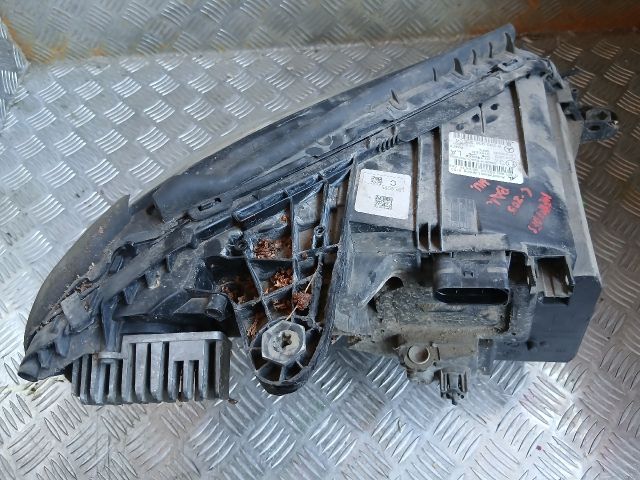 bontott MERCEDES-BENZ C-CLASS Bal Ledes Fényszóró