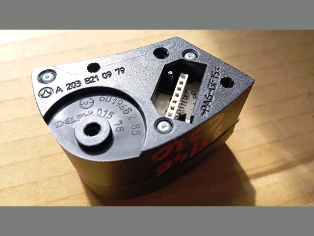 bontott MERCEDES-BENZ C-CLASS Bal Multikormány Kapcsoló