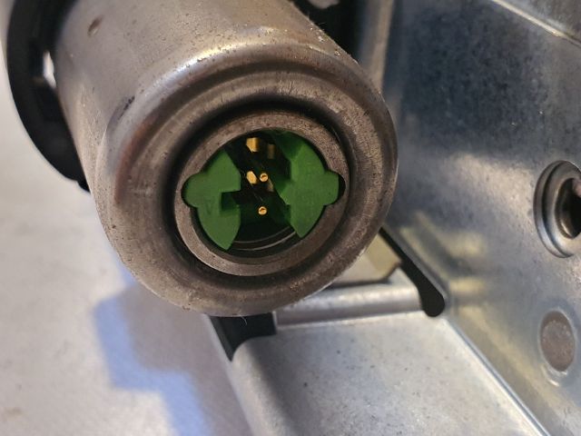 bontott MERCEDES-BENZ C-CLASS Bal Térdlégzsák