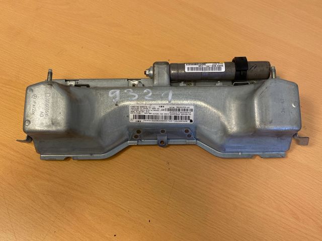 bontott MERCEDES-BENZ C-CLASS Bal Térdlégzsák