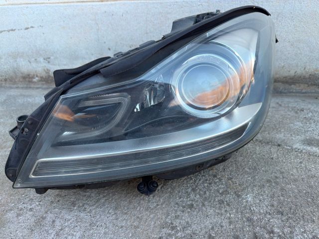 bontott MERCEDES-BENZ C-CLASS Bal Xenon Fényszóró