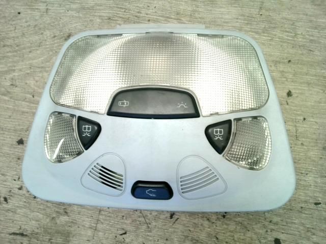 bontott MERCEDES-BENZ C-CLASS Beltér Világítás Első