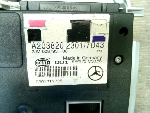 bontott MERCEDES-BENZ C-CLASS Beltér Világítás Első