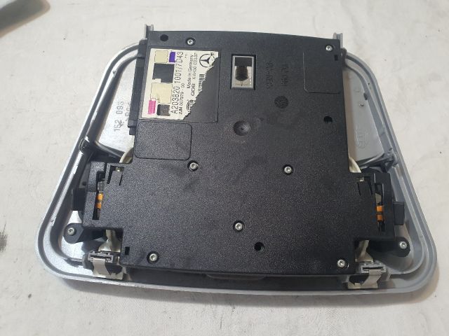 bontott MERCEDES-BENZ C-CLASS Beltér Világítás Első