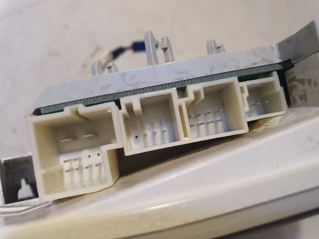 bontott MERCEDES-BENZ C-CLASS Beltér Világítás Első