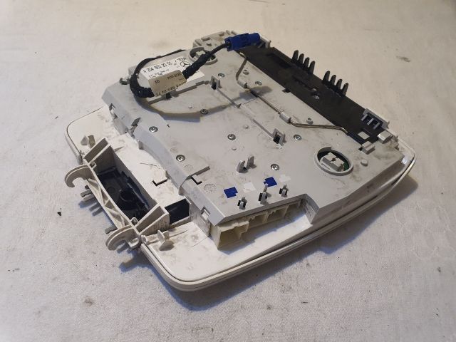 bontott MERCEDES-BENZ C-CLASS Beltér Világítás Első