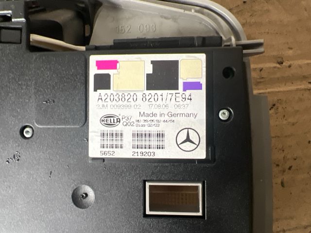 bontott MERCEDES-BENZ C-CLASS Beltér Világítás Első