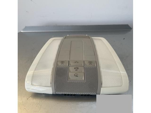 bontott MERCEDES-BENZ C-CLASS Beltér Világítás Első