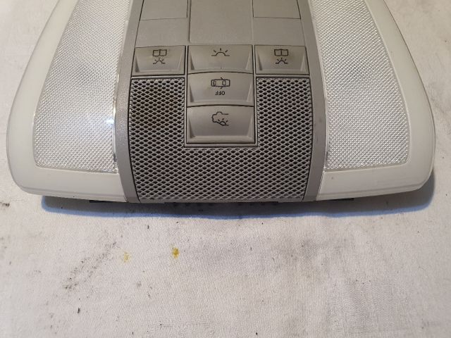 bontott MERCEDES-BENZ C-CLASS Beltér Világítás Első