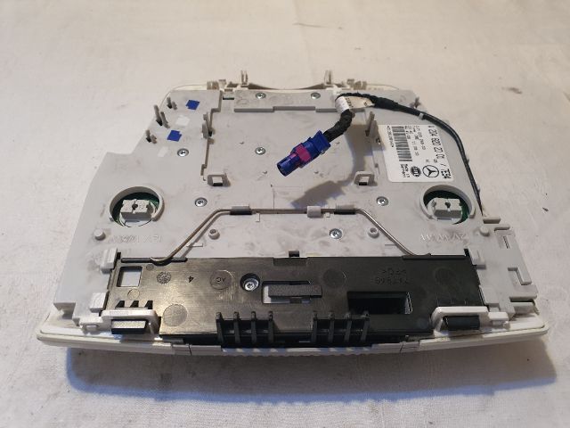 bontott MERCEDES-BENZ C-CLASS Beltér Világítás Első