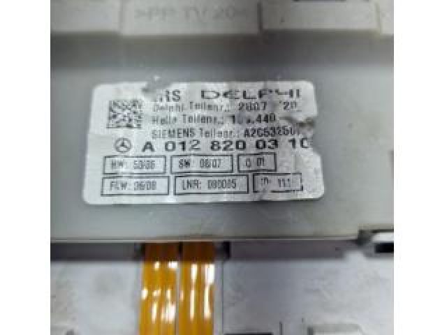 bontott MERCEDES-BENZ C-CLASS Beltér Világítás Első