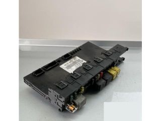 bontott MERCEDES-BENZ C-CLASS Biztosítéktábla Csomagtér