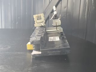 bontott MERCEDES-BENZ C-CLASS Biztosítéktábla Csomagtér