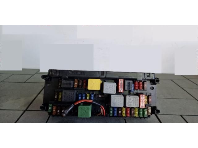 bontott MERCEDES-BENZ C-CLASS Biztosítéktábla Csomagtér