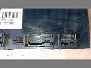 bontott MERCEDES-BENZ C-CLASS Biztosítéktábla Utastér