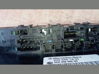 bontott MERCEDES-BENZ C-CLASS Biztosítéktábla Utastér