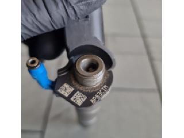 bontott MERCEDES-BENZ C-CLASS Porlasztó (1 db)