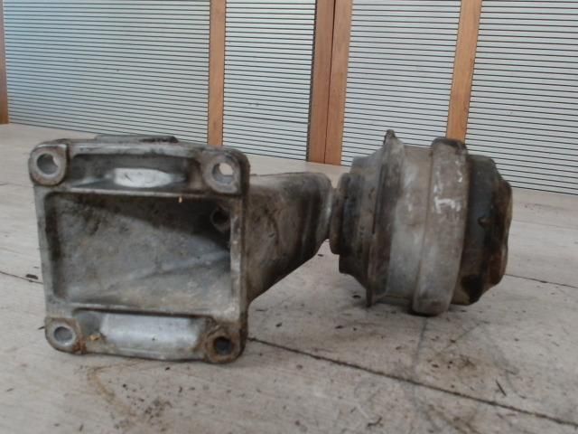 bontott MERCEDES-BENZ C-CLASS Motor Tartó Bak (Fém)