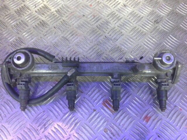 bontott MERCEDES-BENZ C-CLASS Porlasztó Sor / Híd