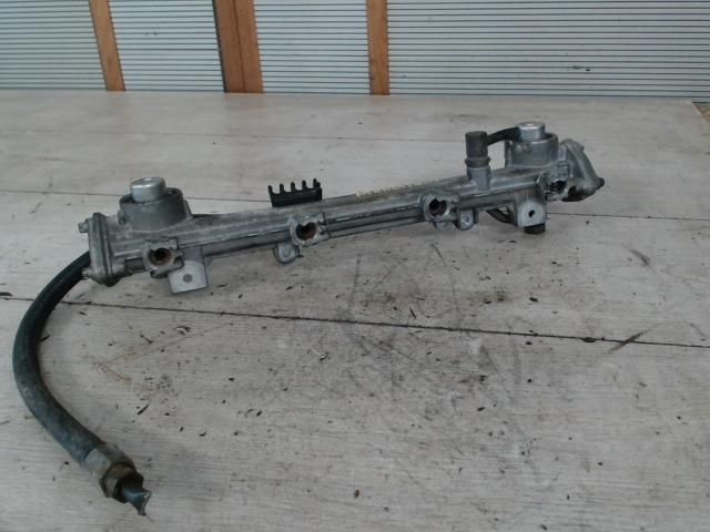 bontott MERCEDES-BENZ C-CLASS Porlasztó Sor / Híd