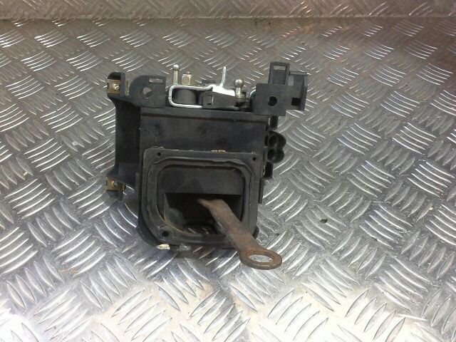 bontott MERCEDES-BENZ C-CLASS Váltó Kulissza