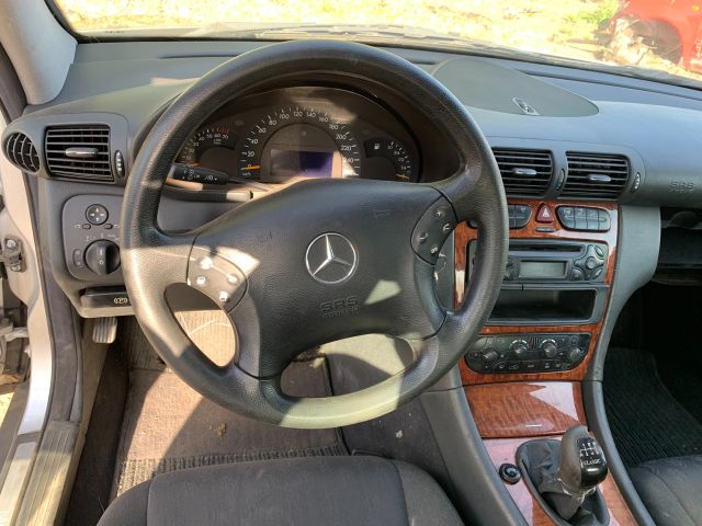 bontott MERCEDES-BENZ C-CLASS Homlokfal (Üres lemez)