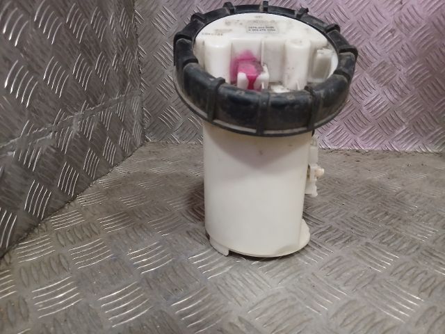 bontott MERCEDES-BENZ C-CLASS Üzemanyag Szivattyú