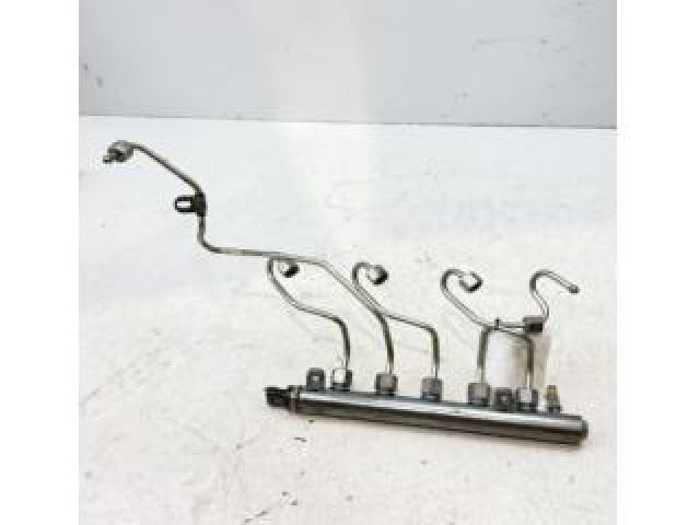 bontott MERCEDES-BENZ C-CLASS Közösnyomócső