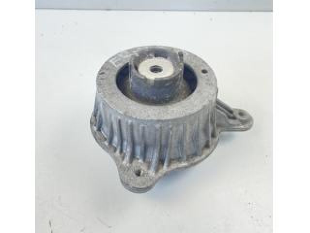 bontott MERCEDES-BENZ C-CLASS Motor Tartó Bak Jobb