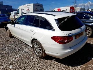 bontott MERCEDES-BENZ C-CLASS Biztosítéktábla Motortér