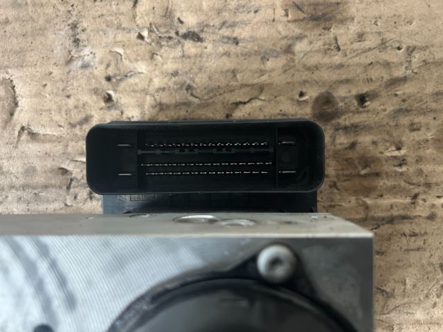 bontott MERCEDES-BENZ C-CLASS ABS Kocka