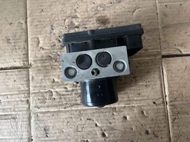 bontott MERCEDES-BENZ C-CLASS ABS Kocka