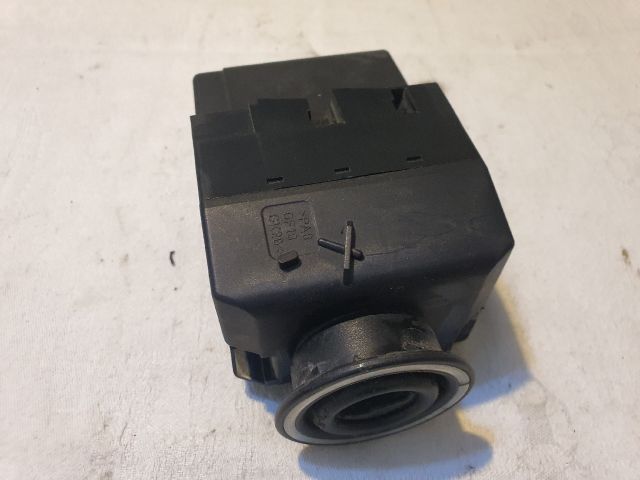 bontott MERCEDES-BENZ C-CLASS Gyújtáskapcsoló Házzal