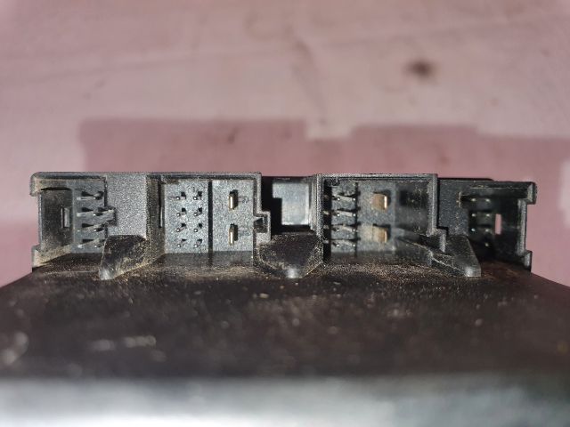 bontott MERCEDES-BENZ C-CLASS Gyújtáskapcsoló Házzal