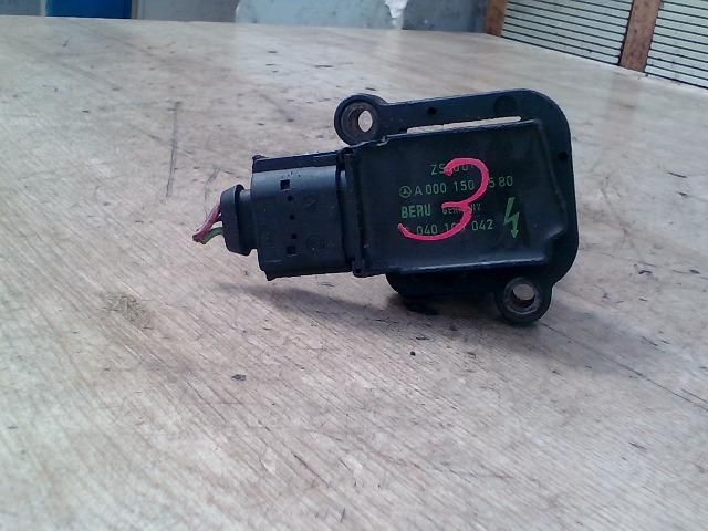 bontott MERCEDES-BENZ C-CLASS Gyújtótrafó