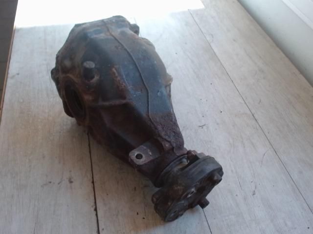 bontott MERCEDES-BENZ C-CLASS Hátsó Differenciálmű