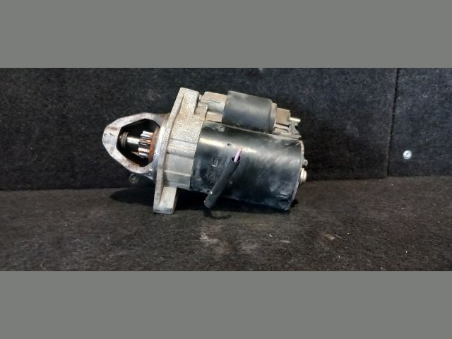 bontott MERCEDES-BENZ C-CLASS Önindító